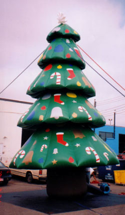 Christmas Tree - giant balloons - North Pole
